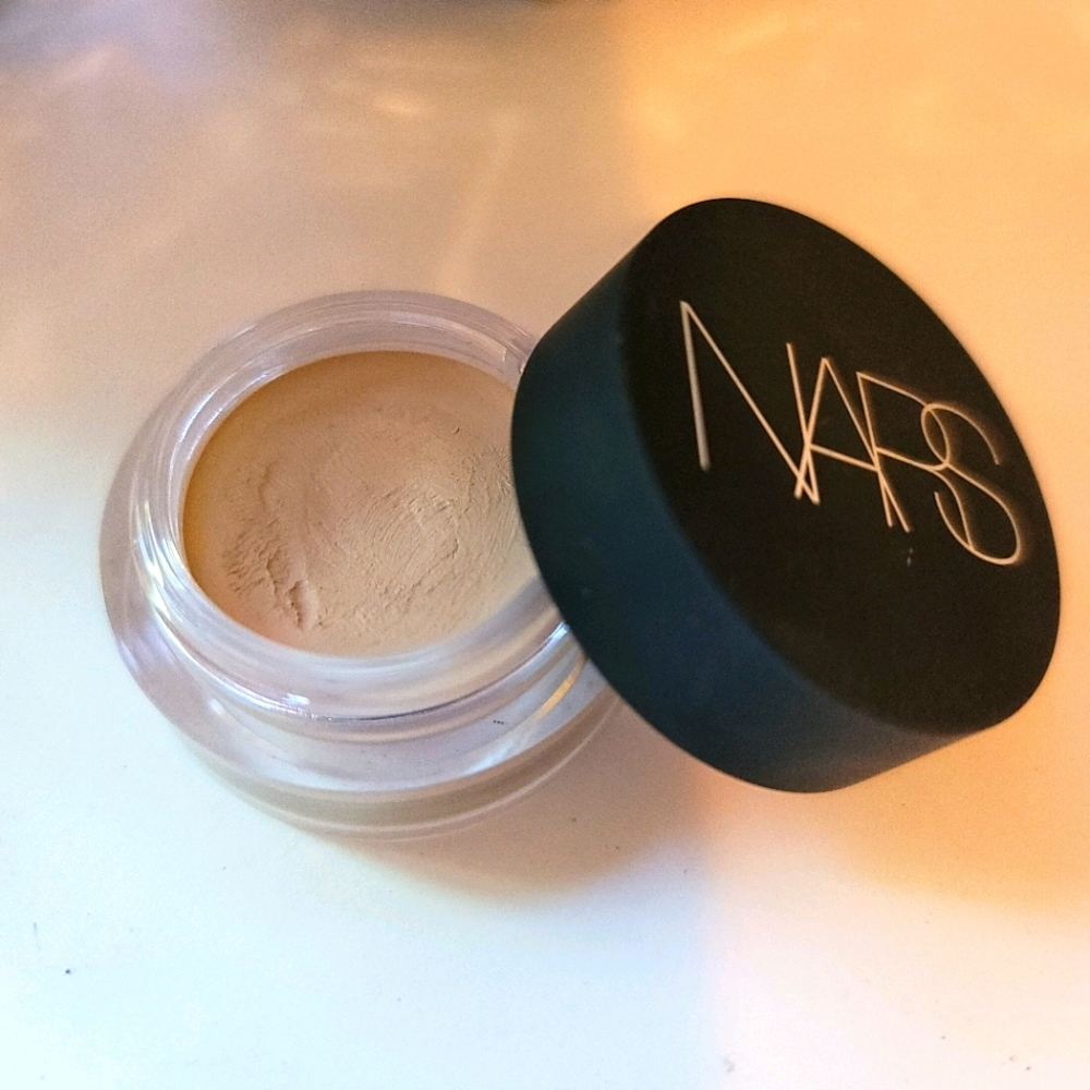 NARS soft matte complete concealer